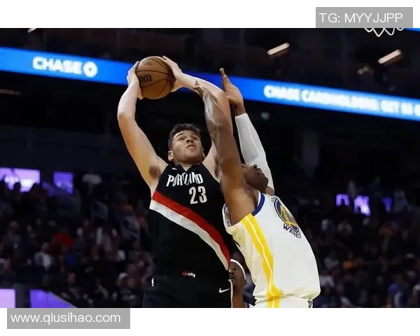 勇士与开拓者对决结果揭晓球迷热议精彩瞬间与赛后分析